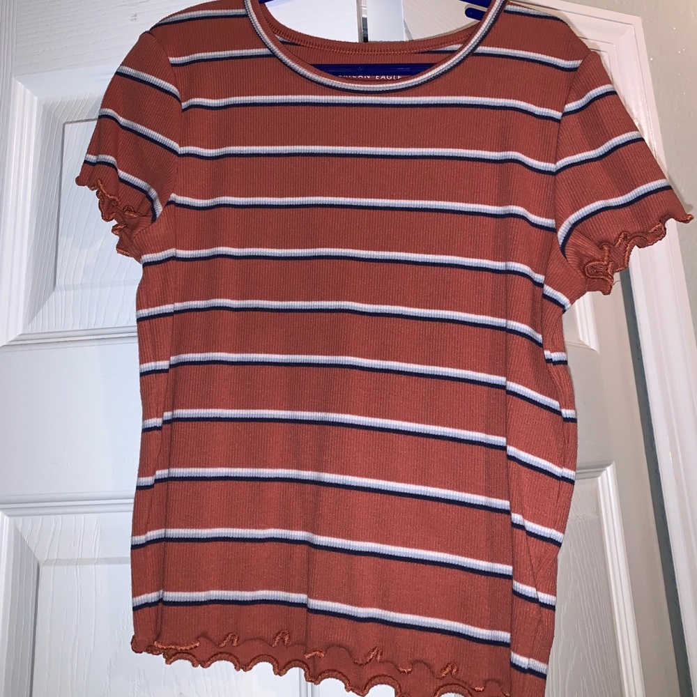 American Eagle Lettuce Edge Baby Tee